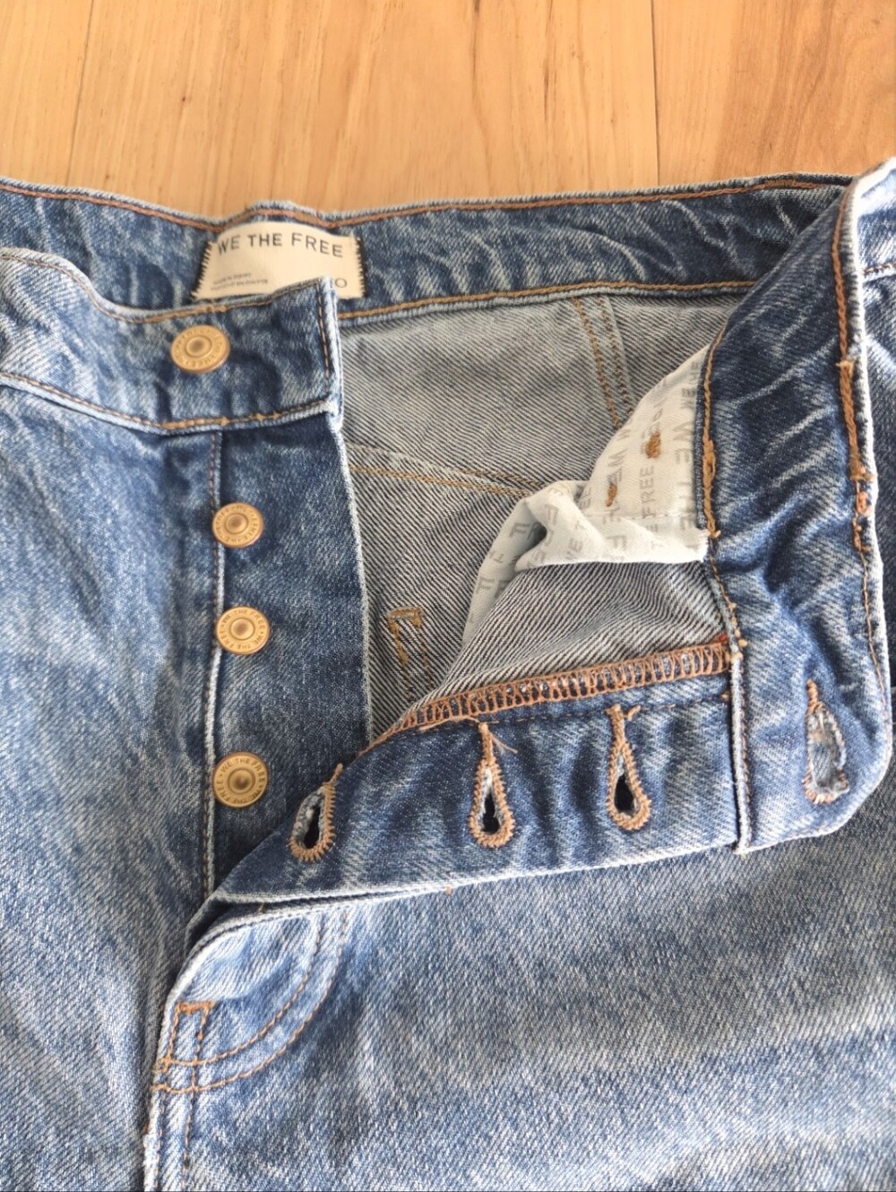 We The Free Good Luck Mid-Rise Barrel Jeans - Ultra Light Beam - Picture 4 of 7